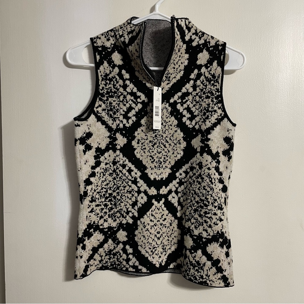 NWT Tahari Half-Zip Vest